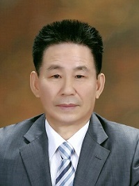 최채근